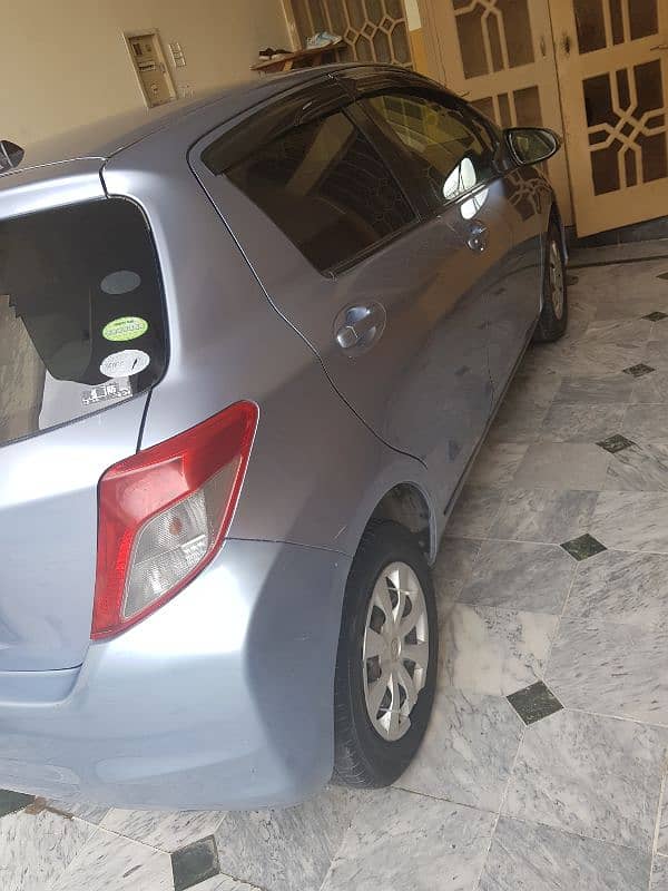 Toyota Vitz 2012 6