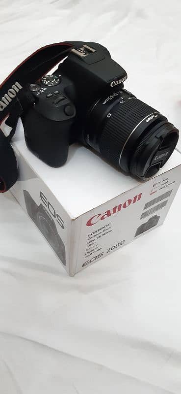 canon 200D 12