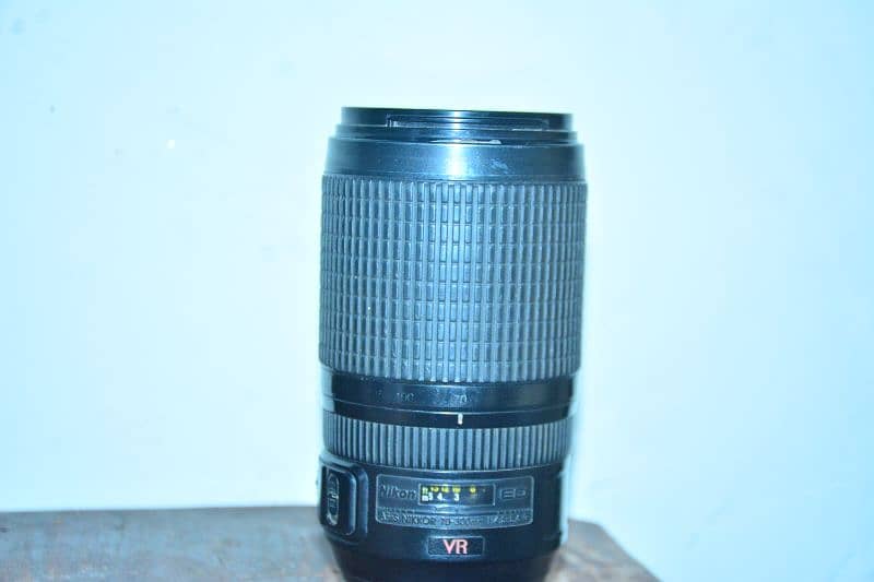 Nikon 70 300 lens and Nikon 180 140 lems 3