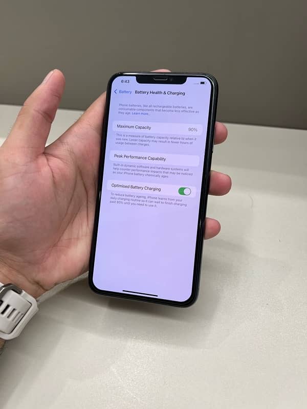 Iphone 11 Pro Max - Non PTA 6