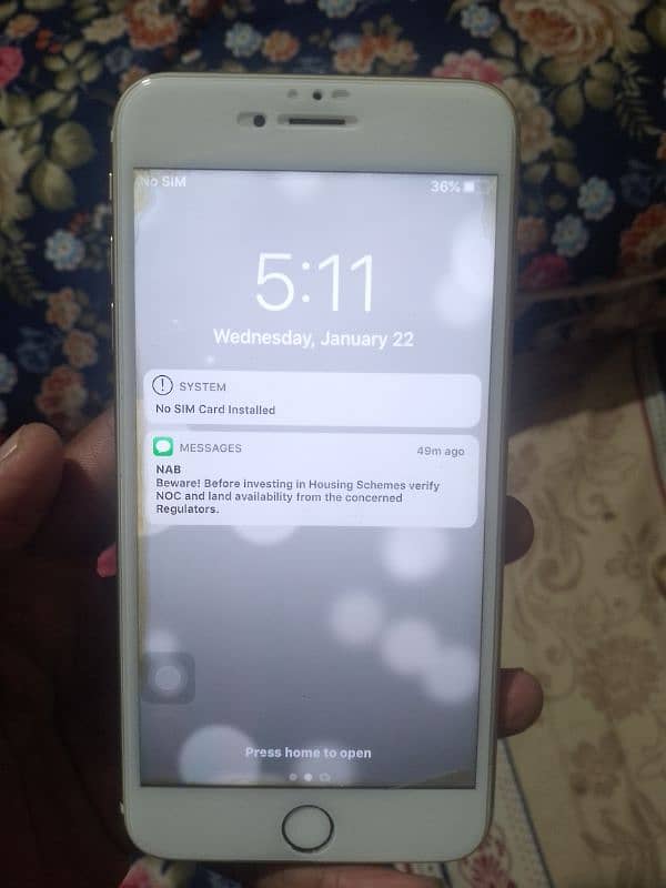 iphone 6 s plus  pta 10 by 9condition all ok jis 1