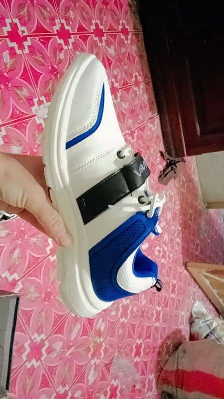 Nisa shoes White and blue colour 2