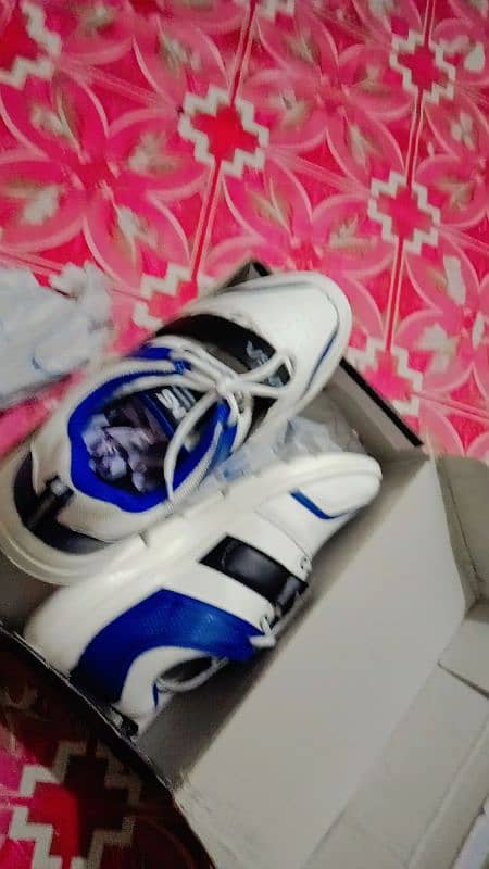 Nisa shoes White and blue colour 3