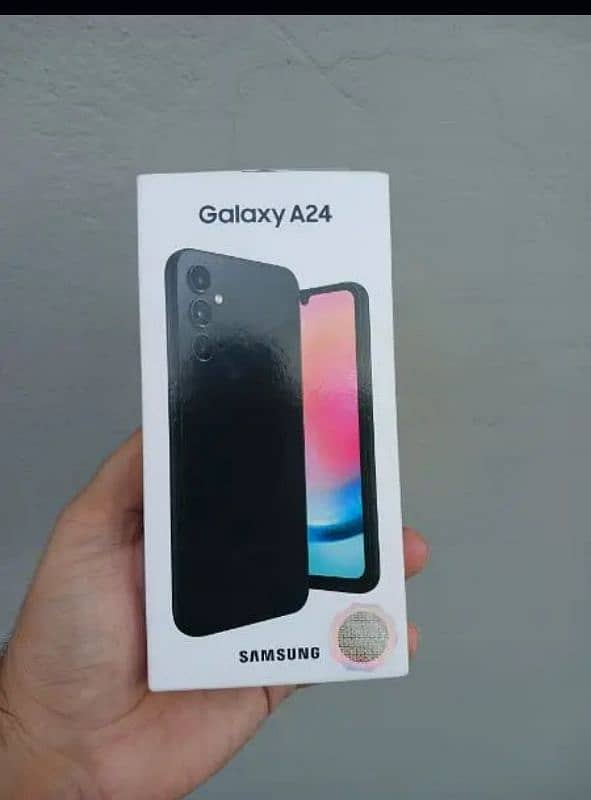 Galaxy A24 in mint condition 0