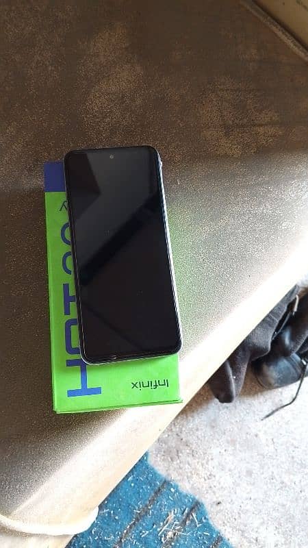 Infinix hot 30play 4.4/64 0