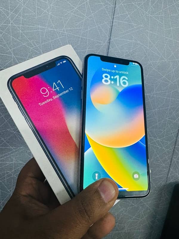 iPhone X 256 GB Factory Unlocked 1