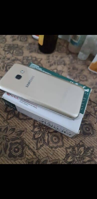 Samsung A320 2