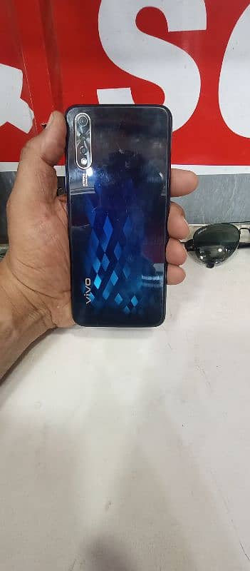 vivo s1 4gb 128gb 0