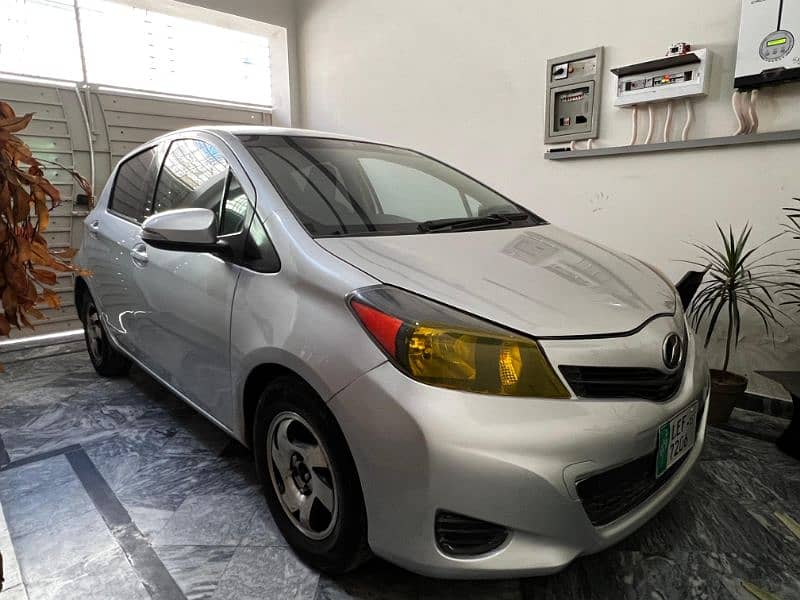 Toyota Vitz 2011 5