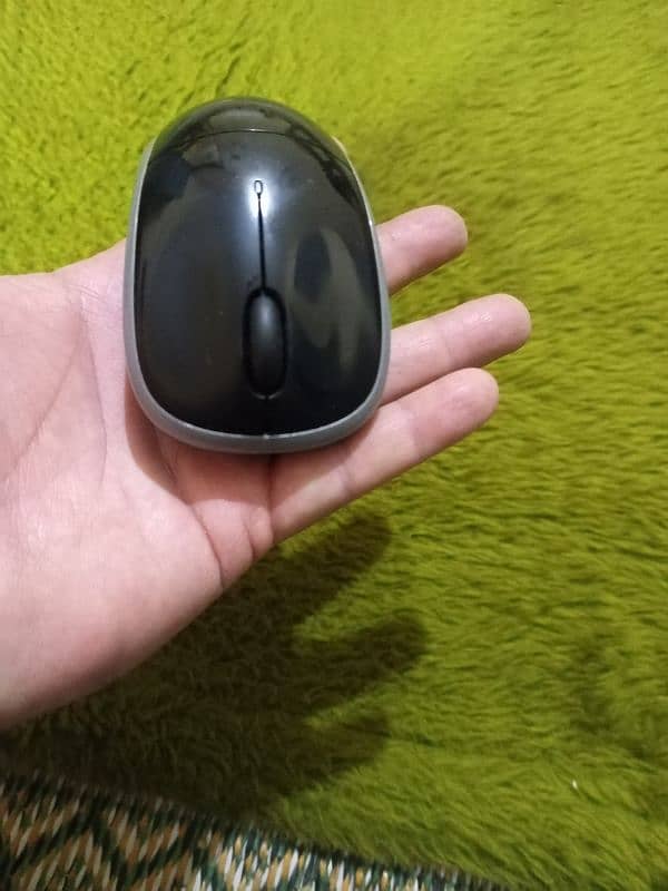 Logitech wireless mouse M215 1