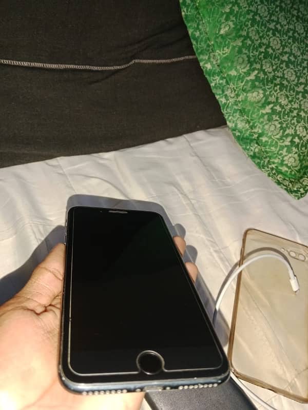 Iphone 7 Plus Black 3