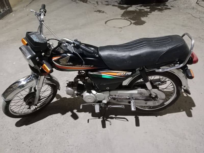 HONDA CD 70 FOR URGENT SALE 0