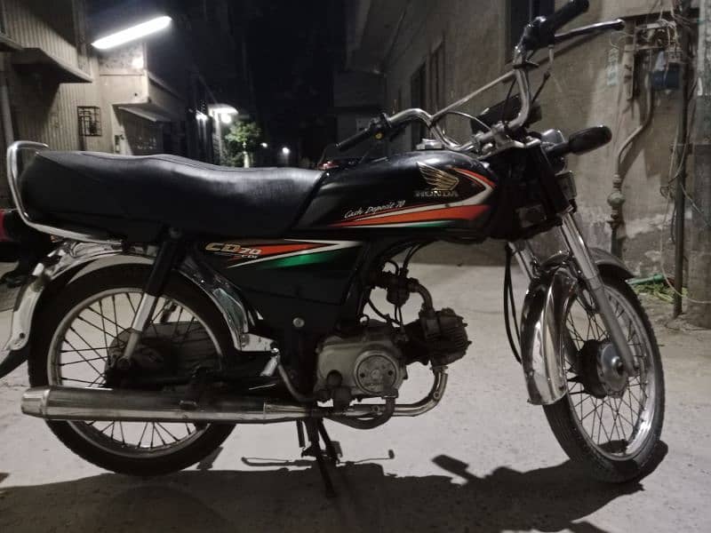 HONDA CD 70 FOR URGENT SALE 1