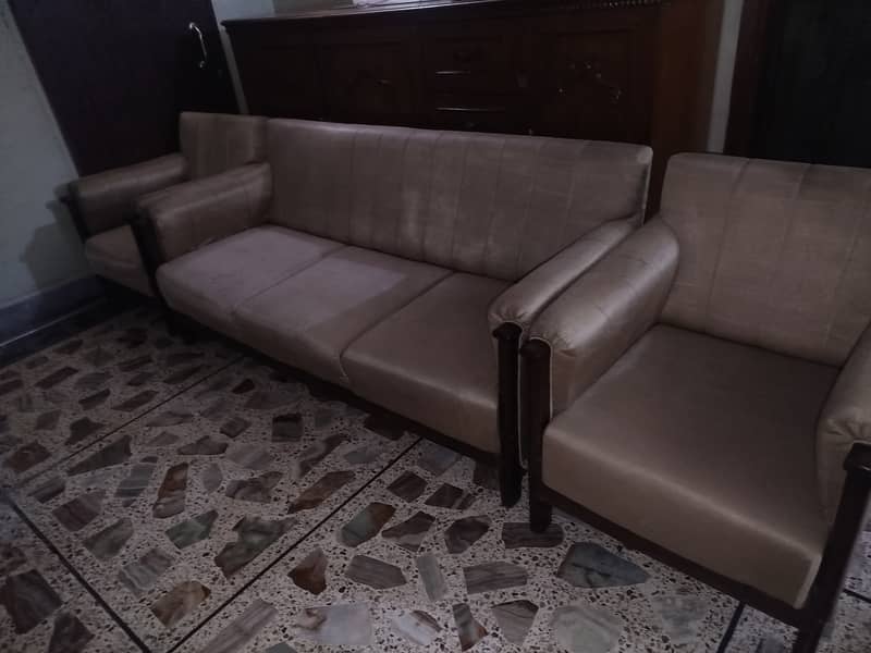 Used 5 Seater Sofa Set in Cheap Prices 0