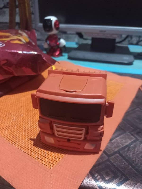 toy transformers car and truck 3