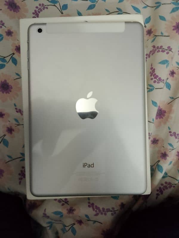 IPAD MINI BRAND NEW CONDITION 4