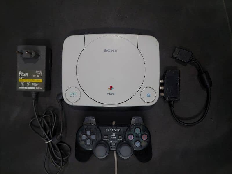 Playstation 1 Ps one UK imported 1