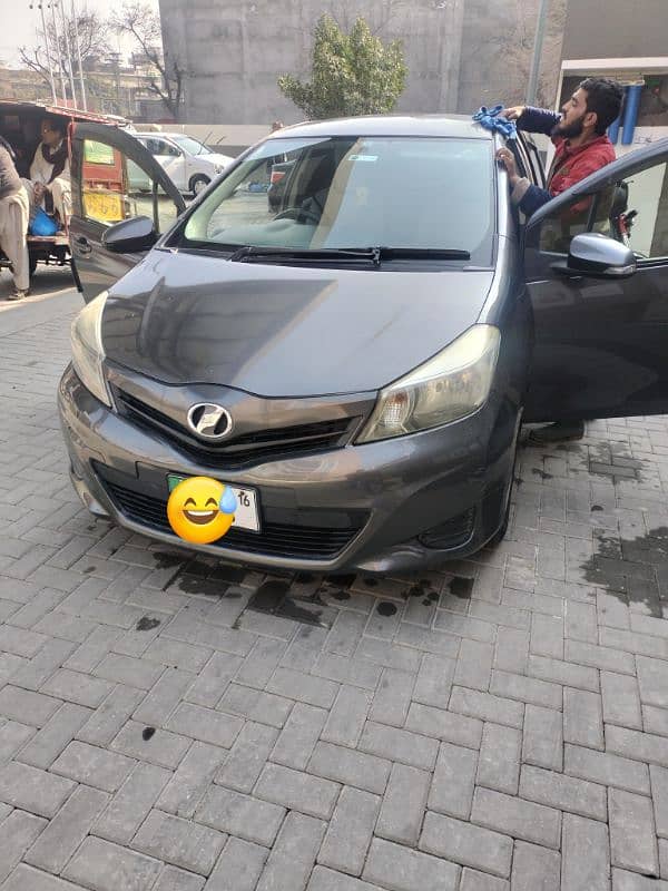 Toyota Vitz 2016 1300 cc urgent sell 5