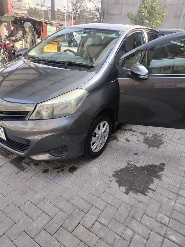 Toyota Vitz 2016 1300 cc urgent sell 6