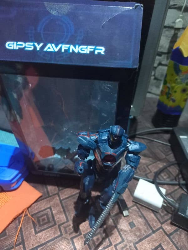 Gypsy avengers and war machine action figure 4