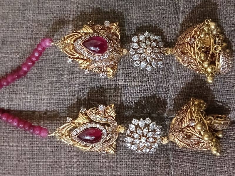 Gold Jewellery Set --- Almost Brand New 4