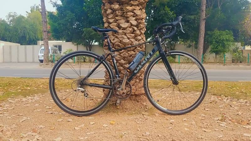 Giant Defy SR2 (Carbon Fork) – 56 Inch – Fully Loaded 1