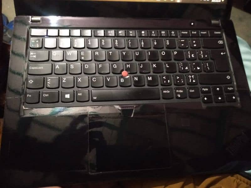 Lenovo Thinkpad Intel core i5 8350U 2