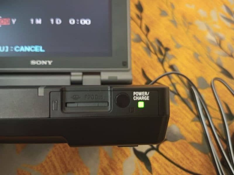 SONY HDV 1080i, Mini DV, GV-HD700E/1 For Sale in cheapest Price 16