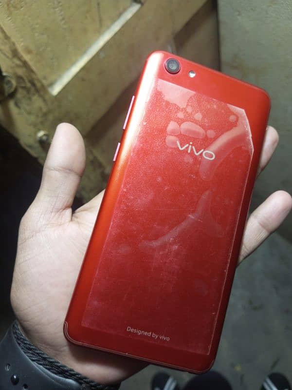 VIVO Y71 1