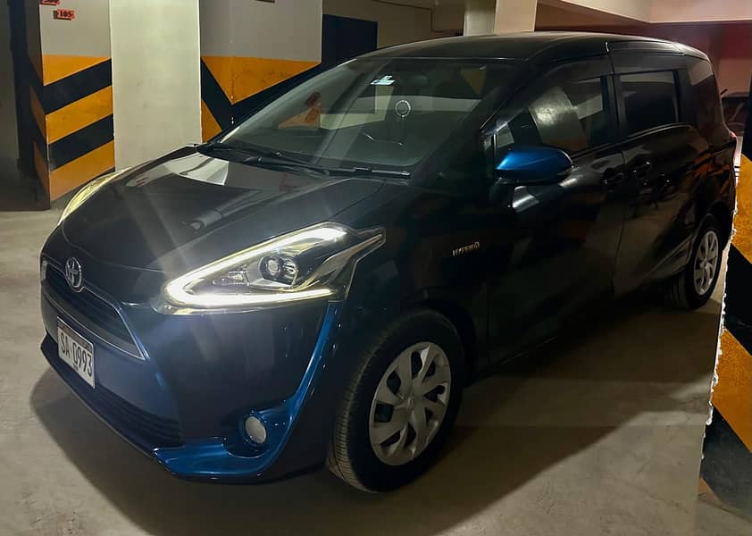 Toyota Sienta 2015-2022 0