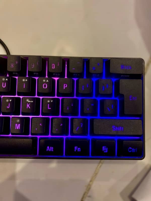 mechanical keyboard 61-KEY RGB STREAMER GAMING KEYBOARD 3