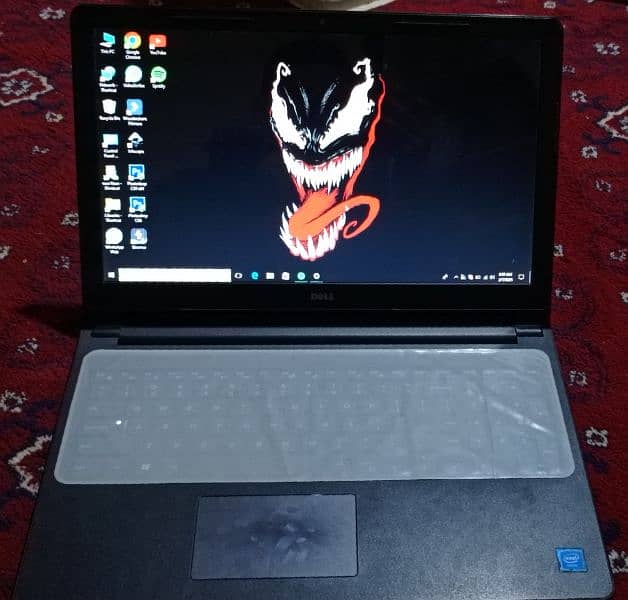 dell laptop for sale with accessories 0