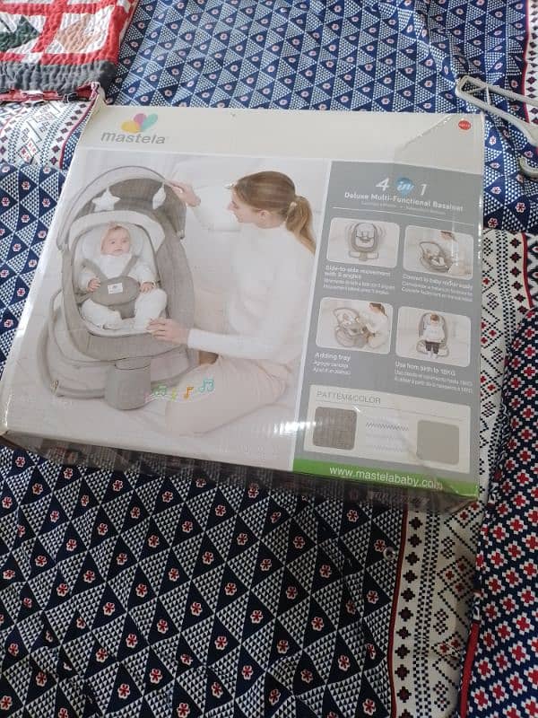 Mastela 4 in 1 Deluxe Mult-functional Bassinet 4