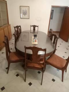 dinning table and chairs