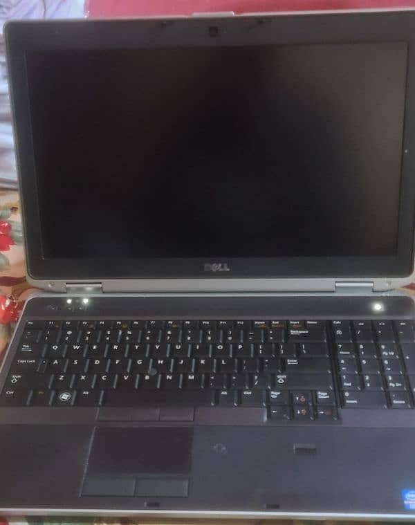 dell leptop Latitude 3