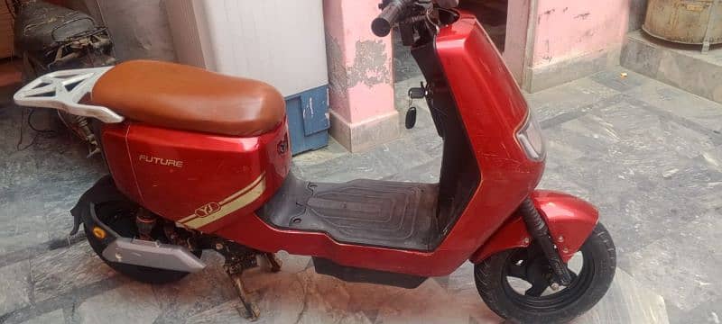 electric Scooty for sale 2