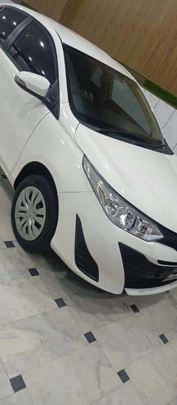 Toyota Yaris 2024 4