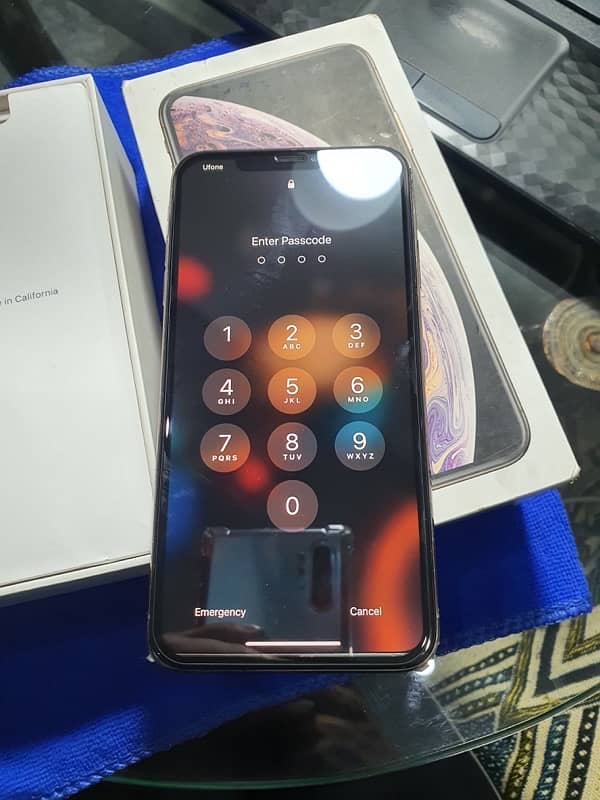 IPhone XS Max with box and charger lifetime sim work 9