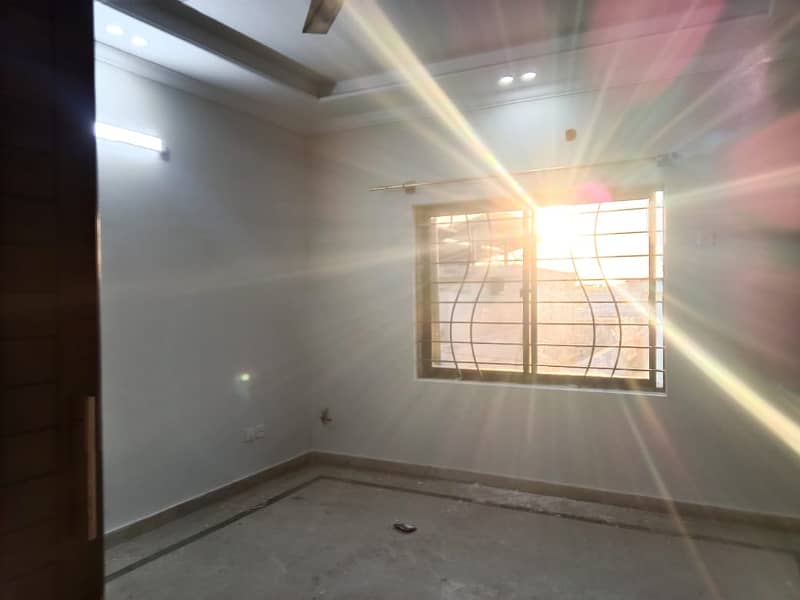 10 Marla house available for rent in phase 4 bahria town Rawalpindi. 11