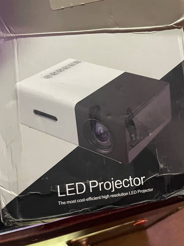 Mini Projecter 14