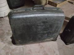 Suite case 5