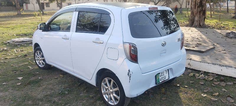 Daihatsu Mira 2017 6