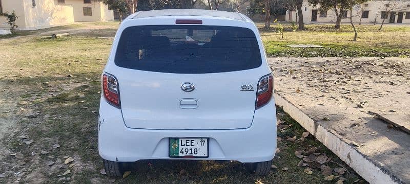 Daihatsu Mira 2017 10