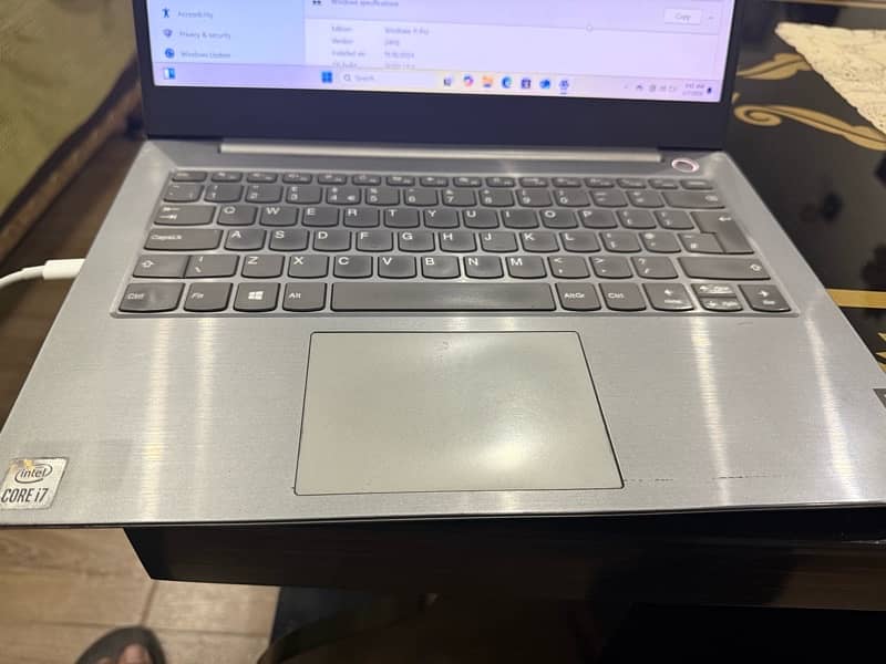 Lenovo ThinkBook 7