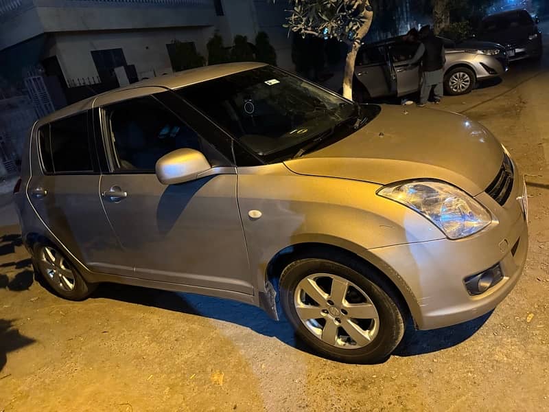 Suzuki Swift 2014 beige color in mint condition 9