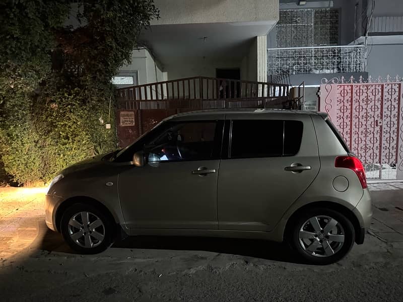 Suzuki Swift 2014 beige color in mint condition 12