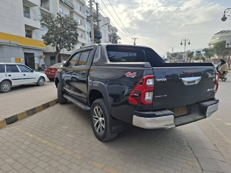 Toyota Hilux 2019 3