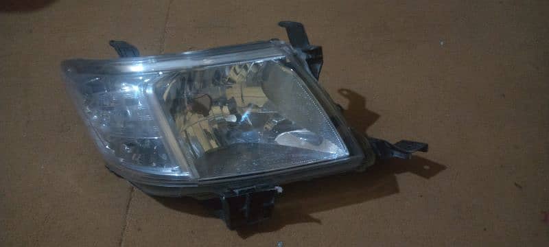 Toyota Hilux Vigo Champ OEM Head Lights 3