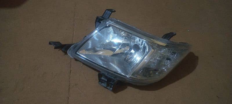 Toyota Hilux Vigo Champ OEM Head Lights 4