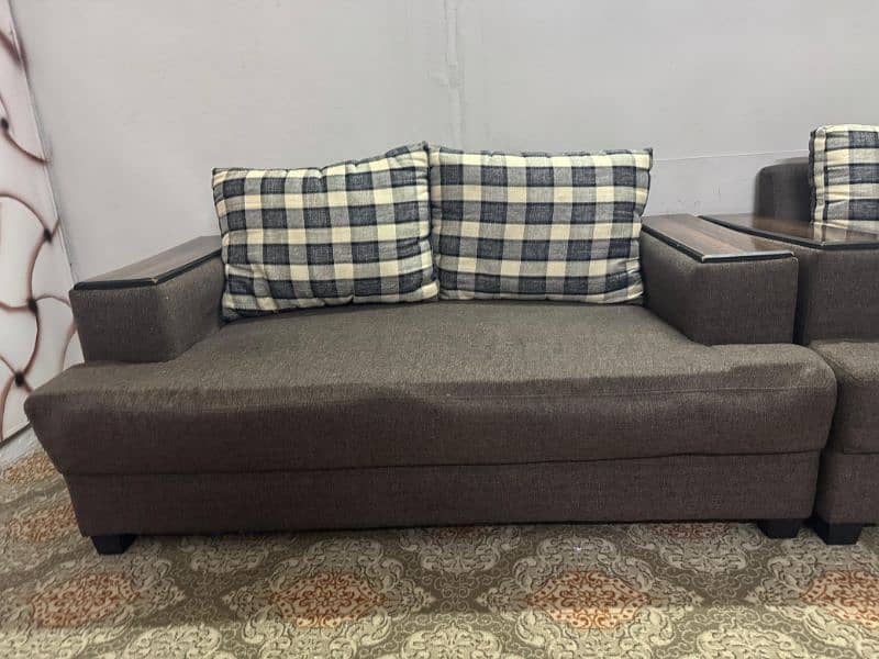 7 seater sofa set in good condition 6